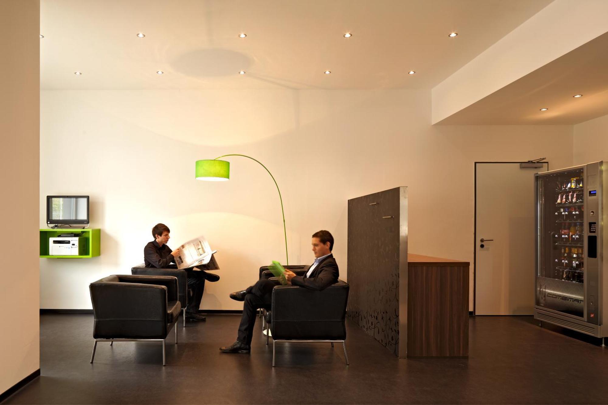A2 Hotels Плохинген Екстериор снимка